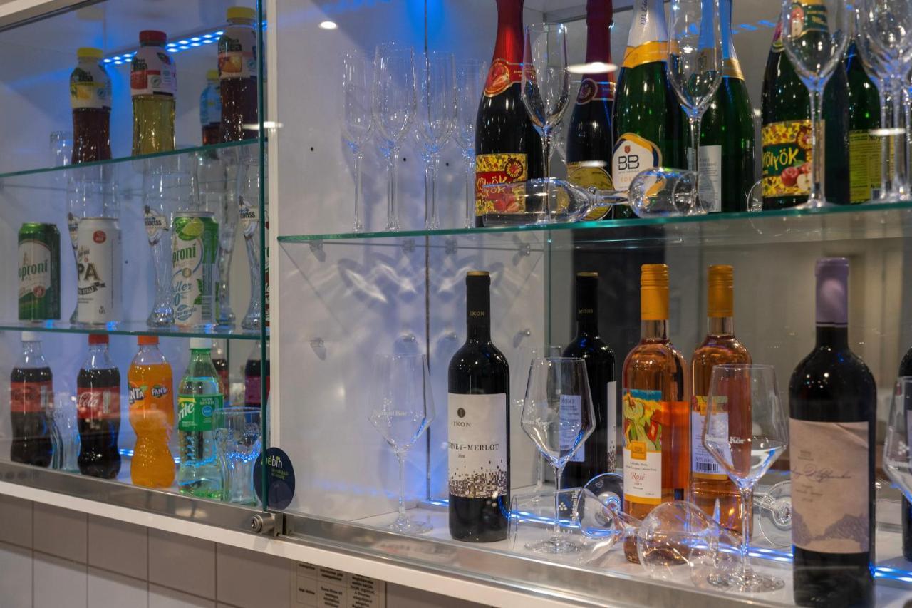 Zamardi Tok酒店 外观 照片